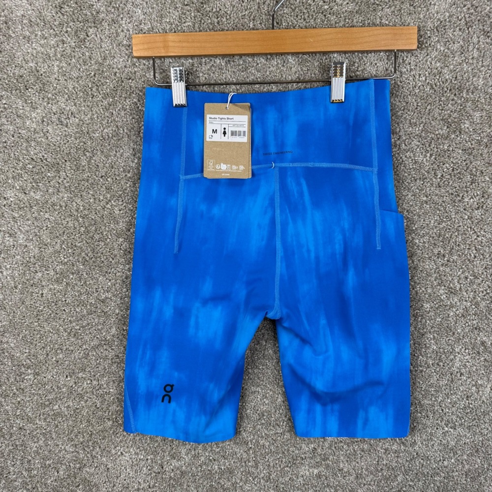 On Cloud Running Studio Shorts, Malibu Blue Tie Dye, Women's Medium, NEW Unworn! - Picture 3 of 9